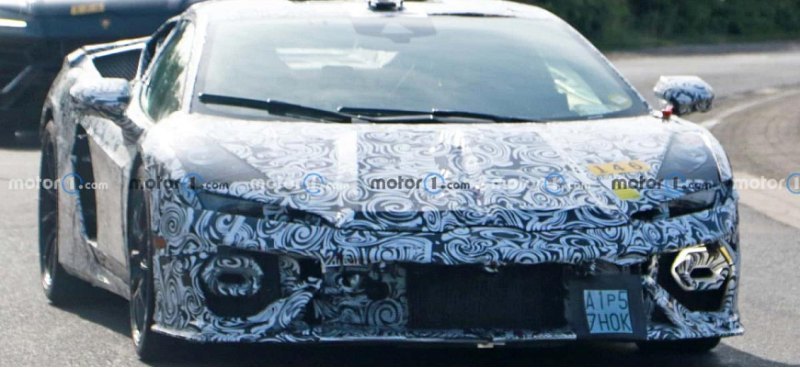 Компания Lamborghini тестирует приемника…