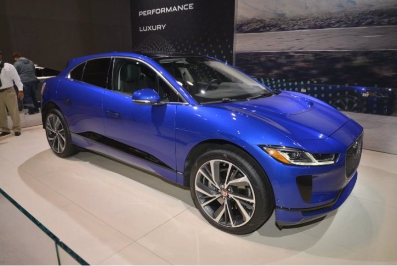 Владельцы I-Pace могут проверить, включен ли их…