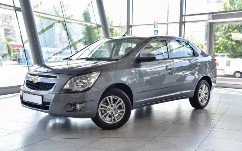Замыкает наш рейтинг седан от компании Chevrolet.…