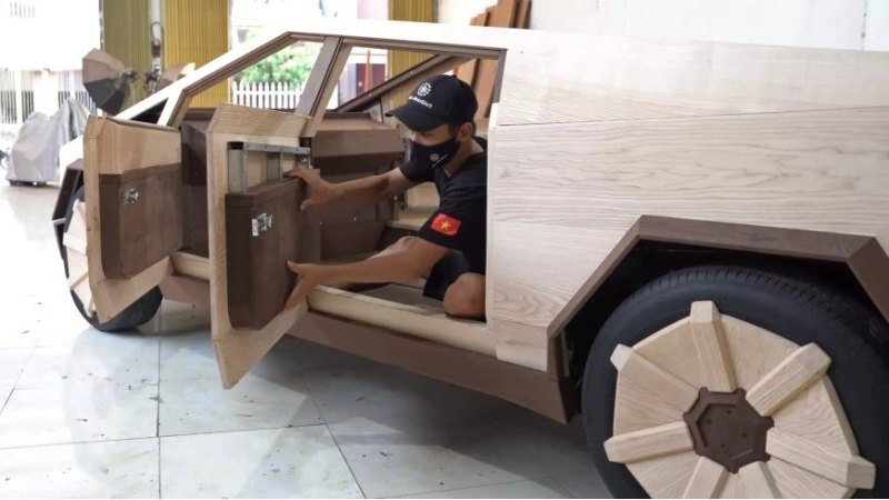 Квадратный экстерьер Tesla Cybertruck, возможно,…