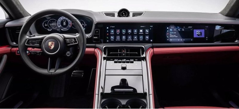 Компания Porsche представила салон…