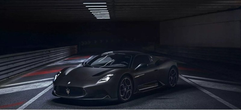 Maserati представила темную спецверсию Maserati…