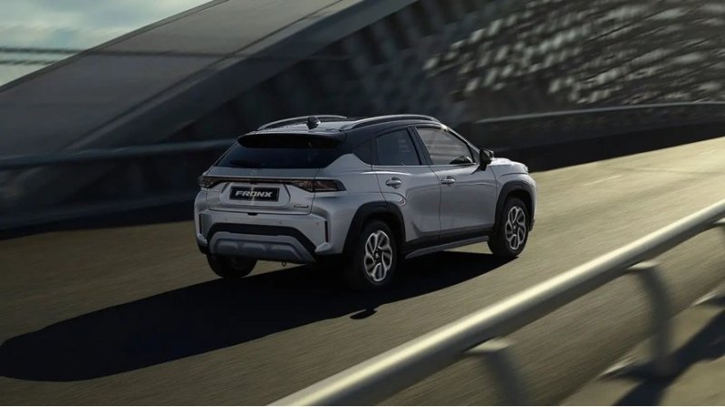 Поставки автомобилей Fronx организованы из…