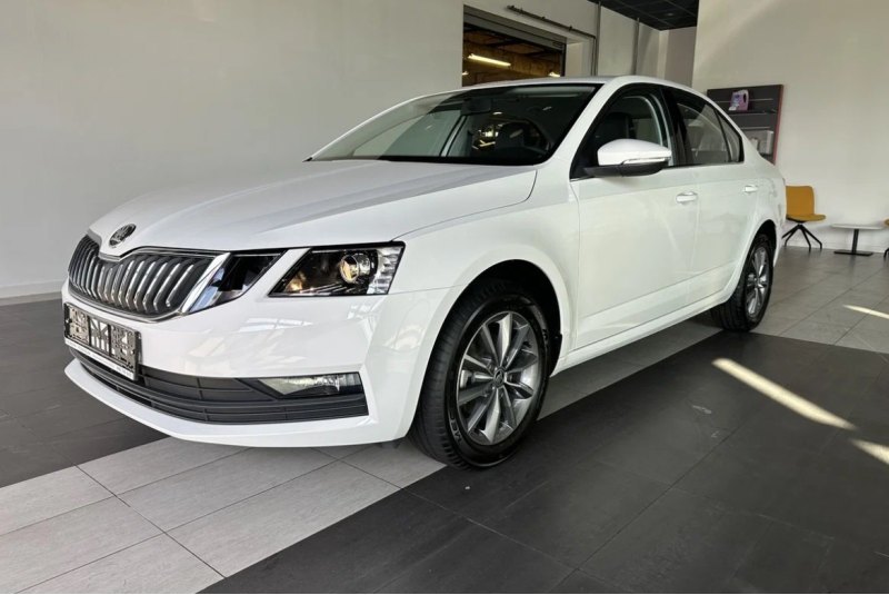 Замыкает ТОП-3 автомобиль бренда Skoda. Причем…