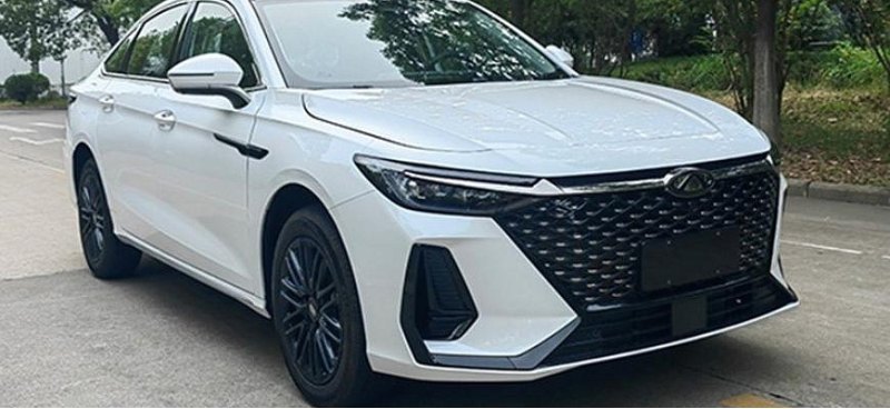 Компания Chery готовит к премьере гибридный седан…