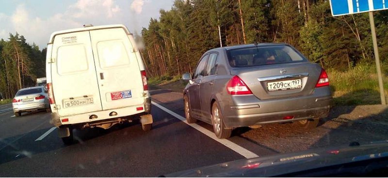 В ГИБДД объяснили, можно ли мешать проезду…