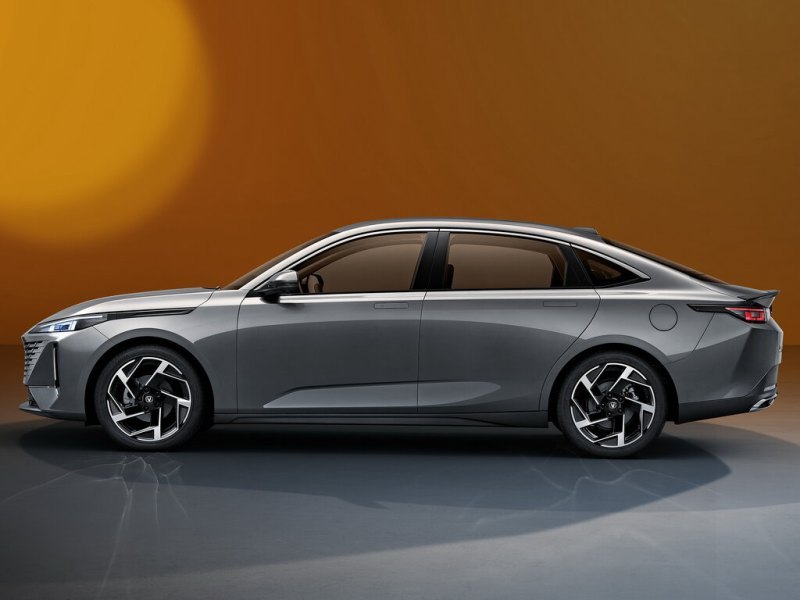 У нас Changan Lamore доступен в единственной…