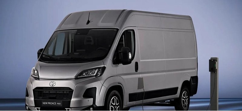Toyota готовит коммерческий фургон PROACE MAX с…