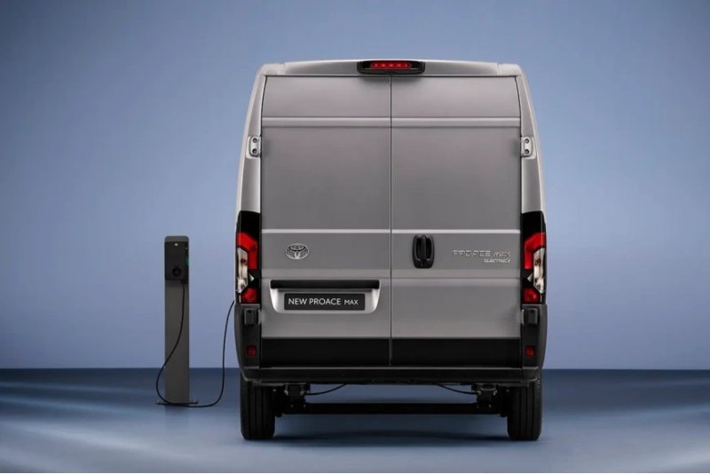 Электрическая версия нового Toyota PROACE MAX…