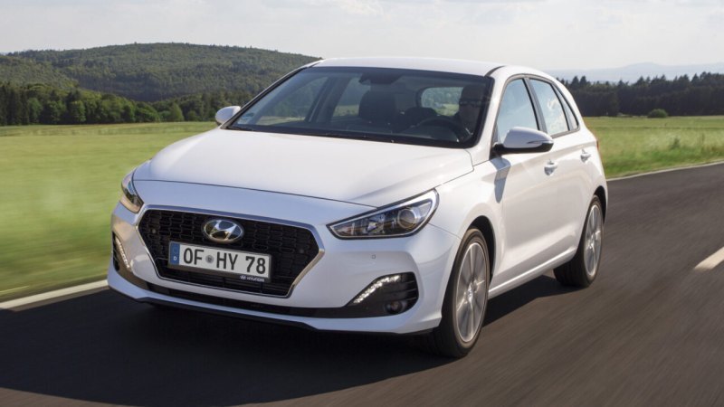 В более дорогих Hyundai i30 появляются оптика на…