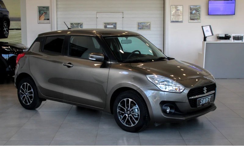 Вторая позиция за хэтчбеком Suzuki Swift. Причем…