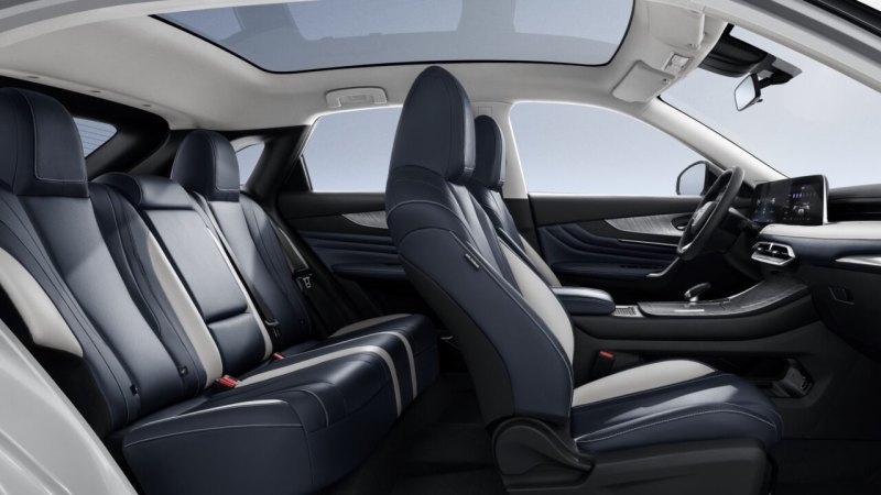 На все Venucia V-Online компания Ixen Motors Rus…