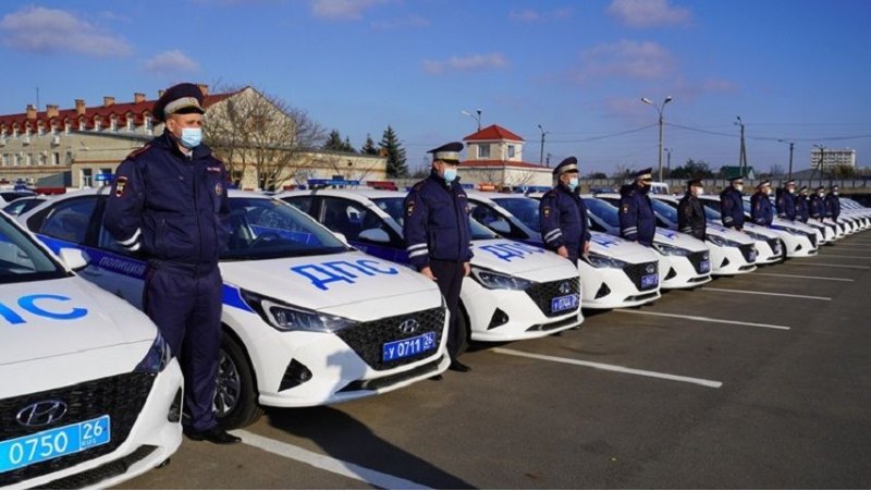 В то время как аферы и мошеннические схемы…