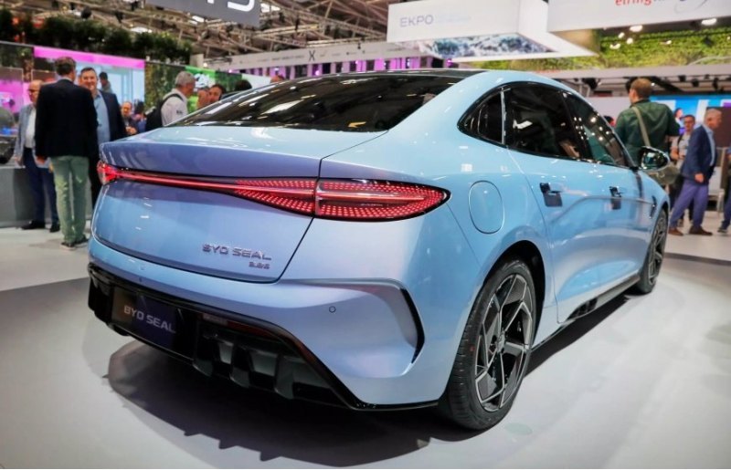 BYD уже начал процесс создания крупной дилерской…