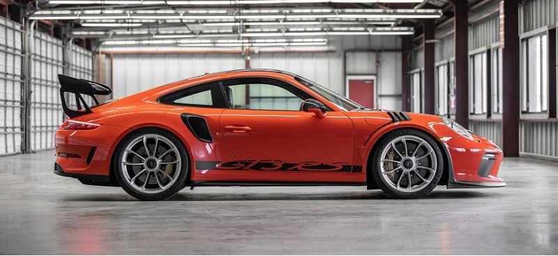 Porsche выпустил официальное видео с видами и…