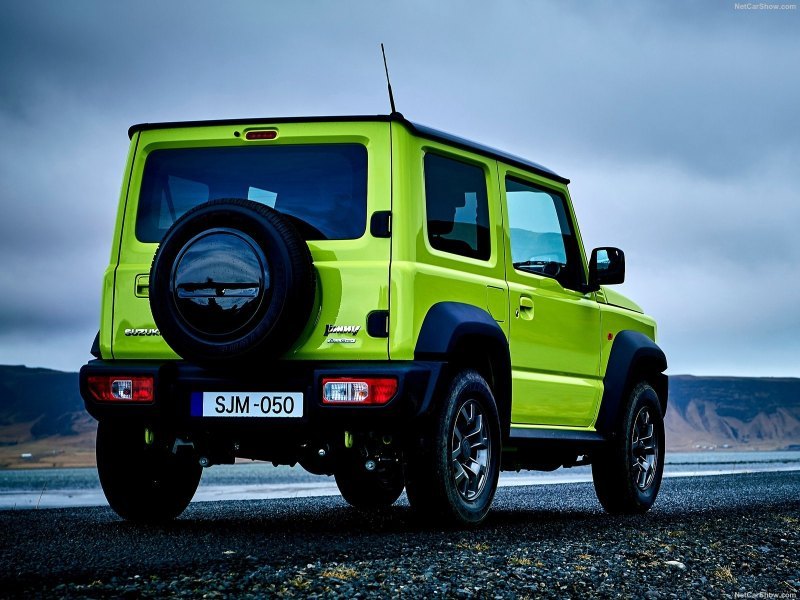 Салон Suzuki Jimny сочетает в себе рационализм и…