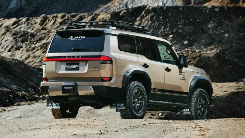 Помимо Lexus GX 550 Overtrail, на стенде компании…