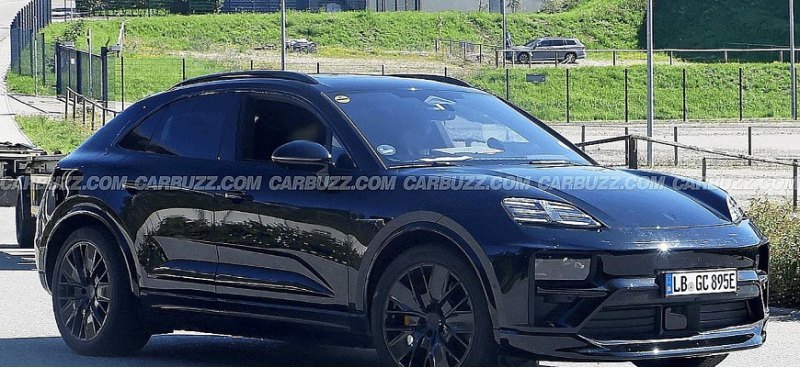 Электрическую версию кроссовера Porsche Macan…