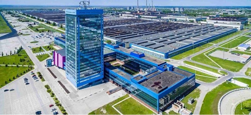 «Автопоток»: «АвтоВАЗ» решил собирать кроссоверы…