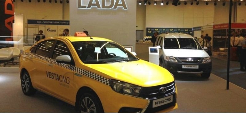 В России таксистов могут пересадить на автомобили…