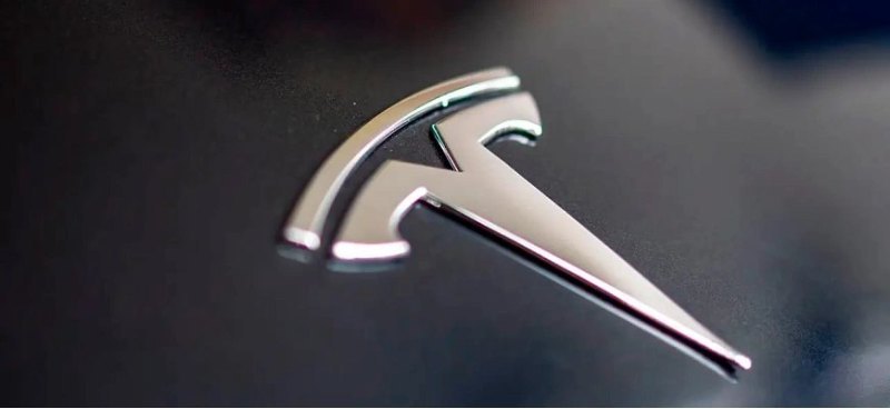 Tesla назвала сроки появления нового дешевого…