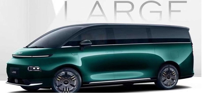 Geely решила не скрывать новый VIP-вэн с…