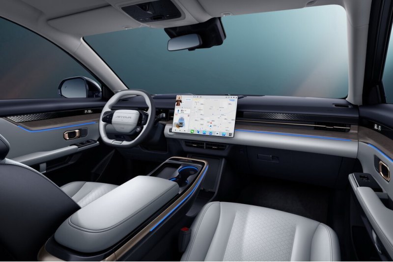Уже в базе Jetour Dashing предлагает полностью…
