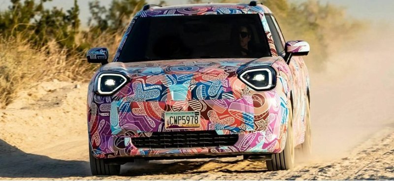 Кроссовер Mini Aceman EV предстал на шпионских…