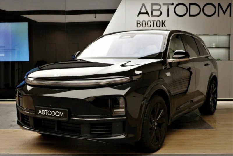 Среди легковых автомобилей самой продаваемой…