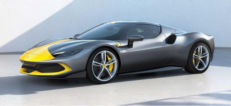 Почти половина проданных в 2023 году Ferrari были…