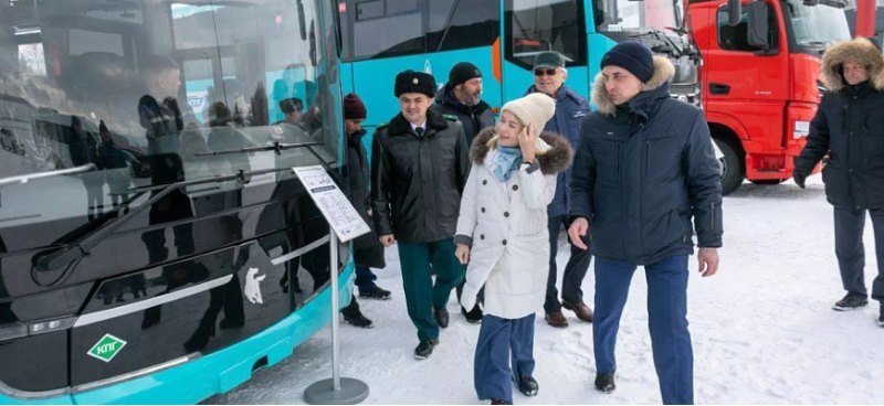 Чиновники первыми увидели новейшее поколение…