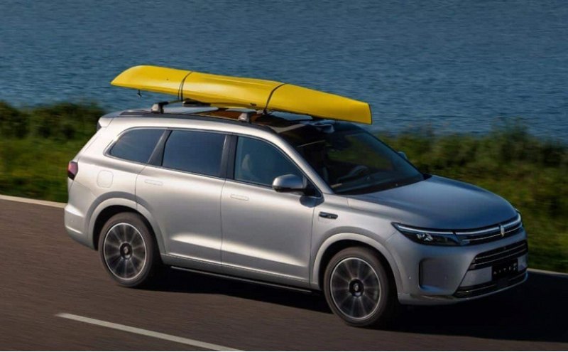 Отметку в 60 тысяч проданных авто преодолели BMW…