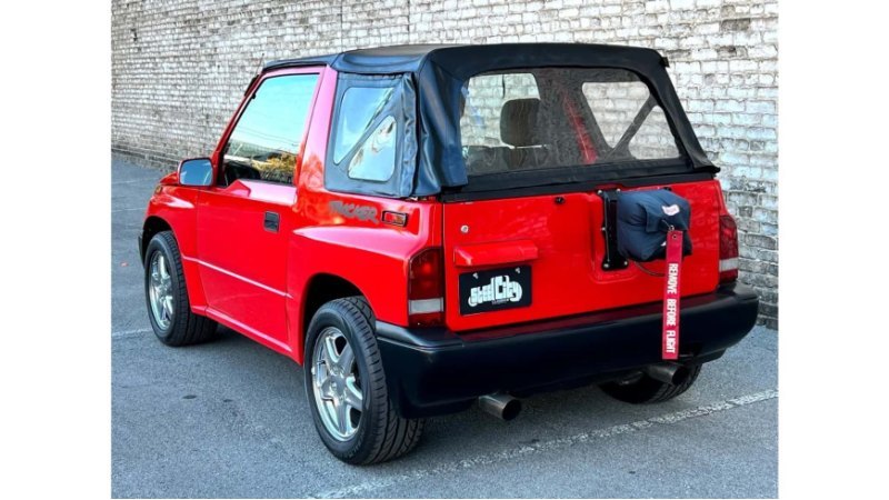 Обычно в этих автомобилях устанавливают скромные…