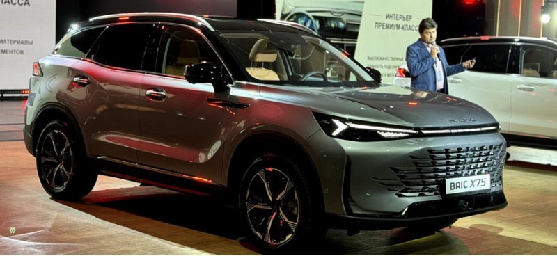 В России официально представлен кроссовер BAIC X75