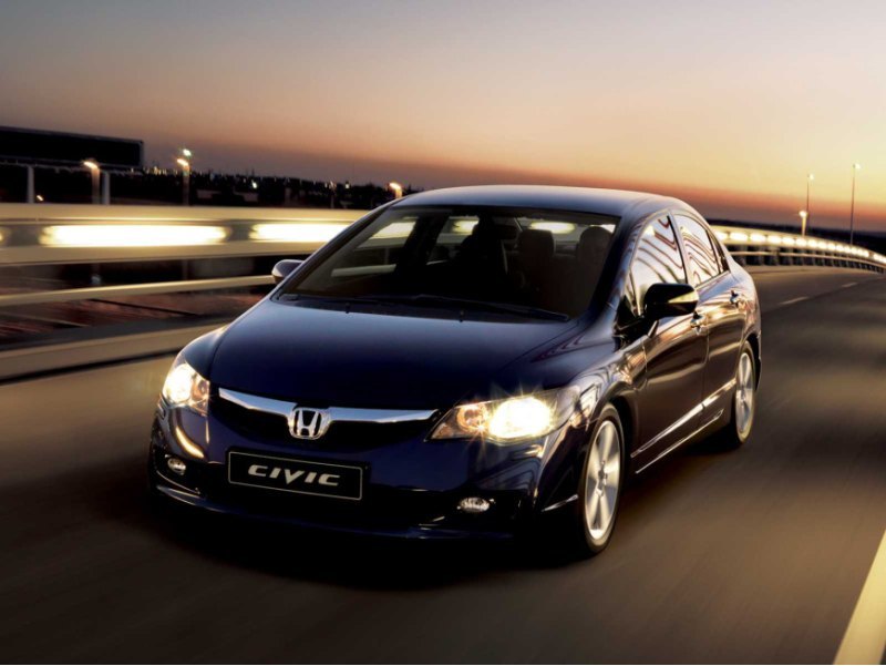 За ним следует Honda Civic, еще один японский…