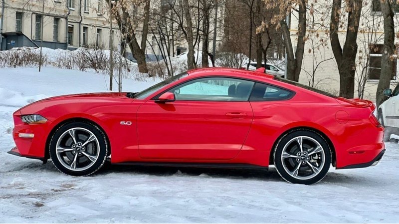 На российский рынок завезли культовый спорткар…