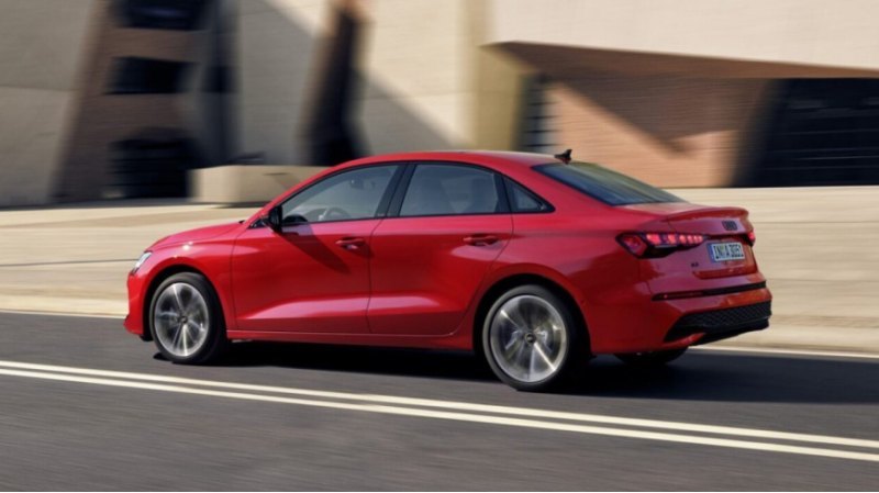 Обновленный плагин-гибридный вариант Audi A3 и A3…