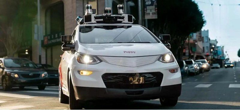 Почему большинство водителей боятся автономных…
