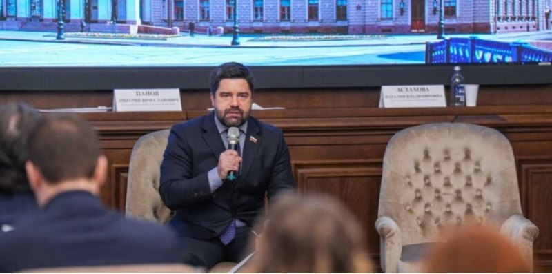 Помимо электромобилей, власти Санкт-Петербурга…