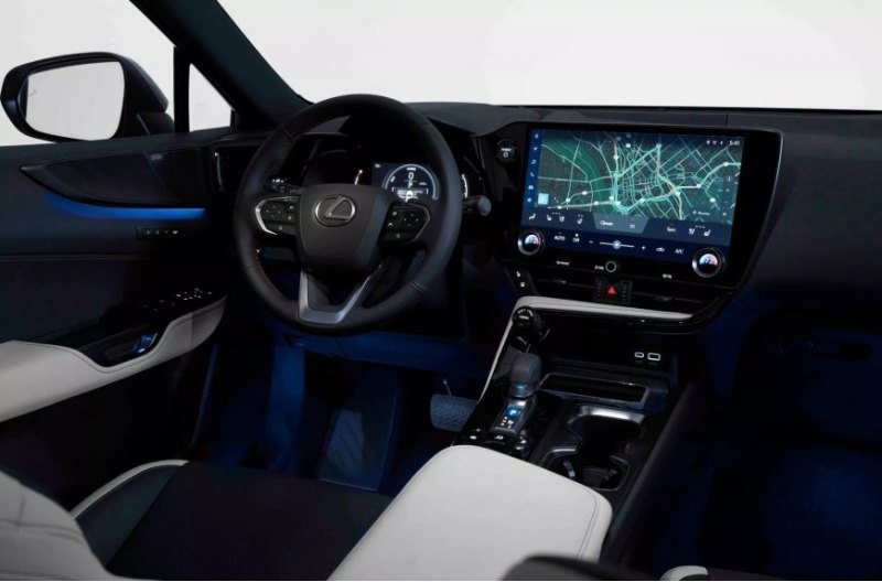 Цены на NX 250 начинаются с 41 765 долларов, что…