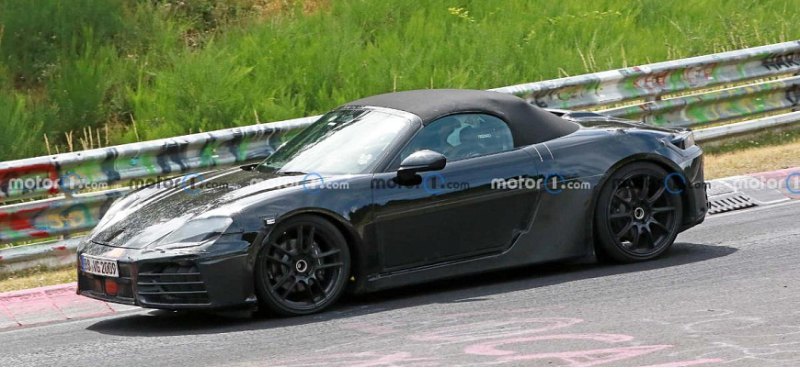 На тестах замечен прототип электрического Porsche…