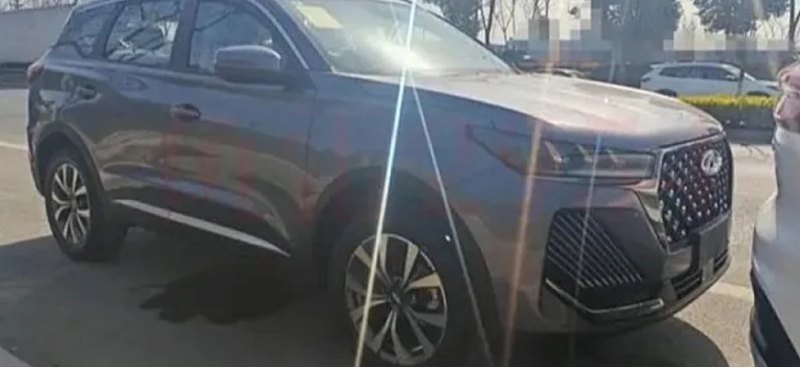 Обновленный кроссовер Chery Tiggo 7 Pro замечен в…