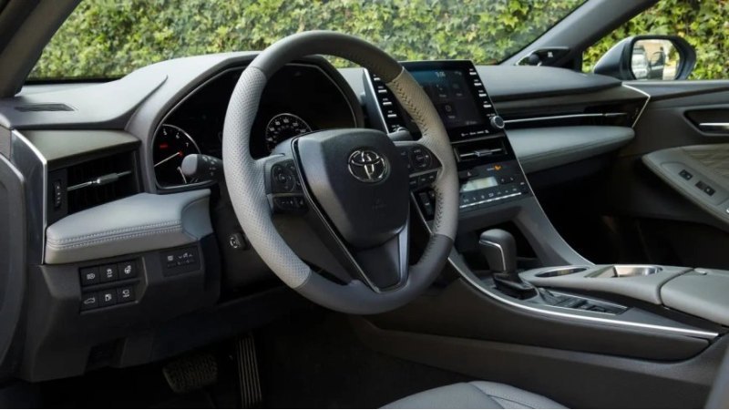 Архитектура у моделей Camry и Avalon аналогична.…