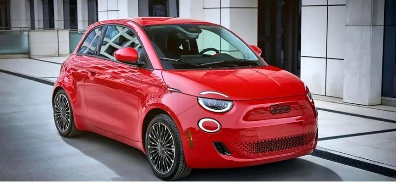 Новые версии Fiat 500 могут заново получить…
