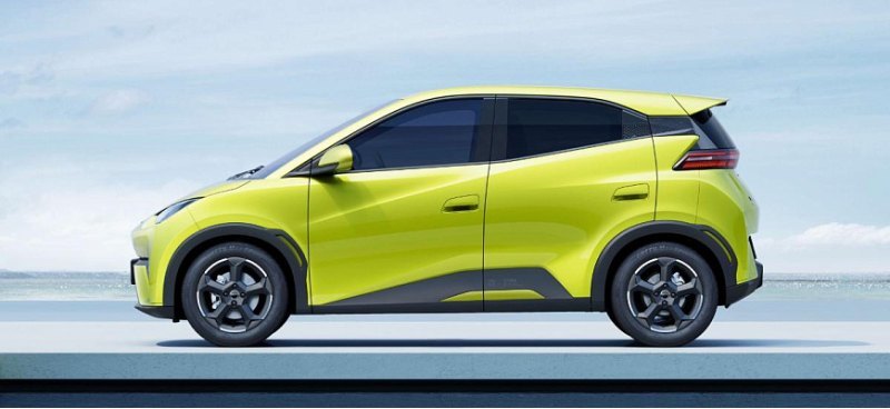 BYD снижает цены на электромобили и гибриды до…