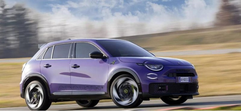 Компания Abarth раскрыла интерьер…