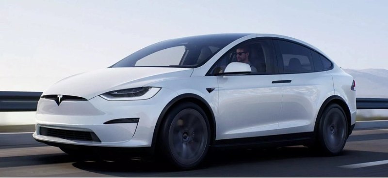 Tesla урегулировала дело об аварии с автопилотом…
