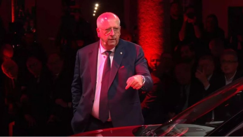 Далее он назвал Alfa Romeo «величайшей…