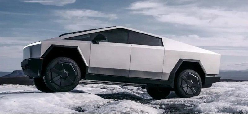 Tesla продала больше Cybertruck за четыре месяца,…