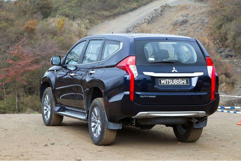 Внедорожники Mitsubishi Pajero Sport продолжают…